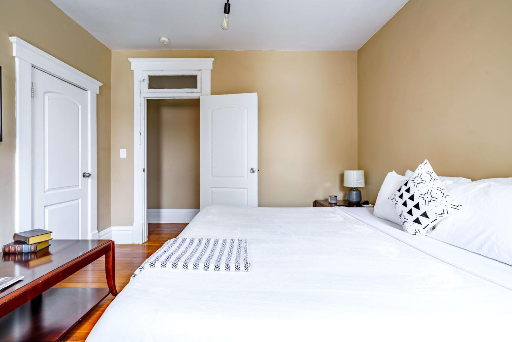 Prime Location Top Rated Free Parking Clean Columbus Exterior photo