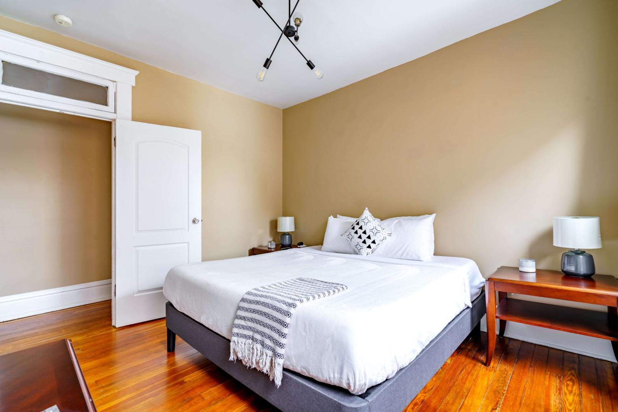 Prime Location Top Rated Free Parking Clean Columbus Exterior photo